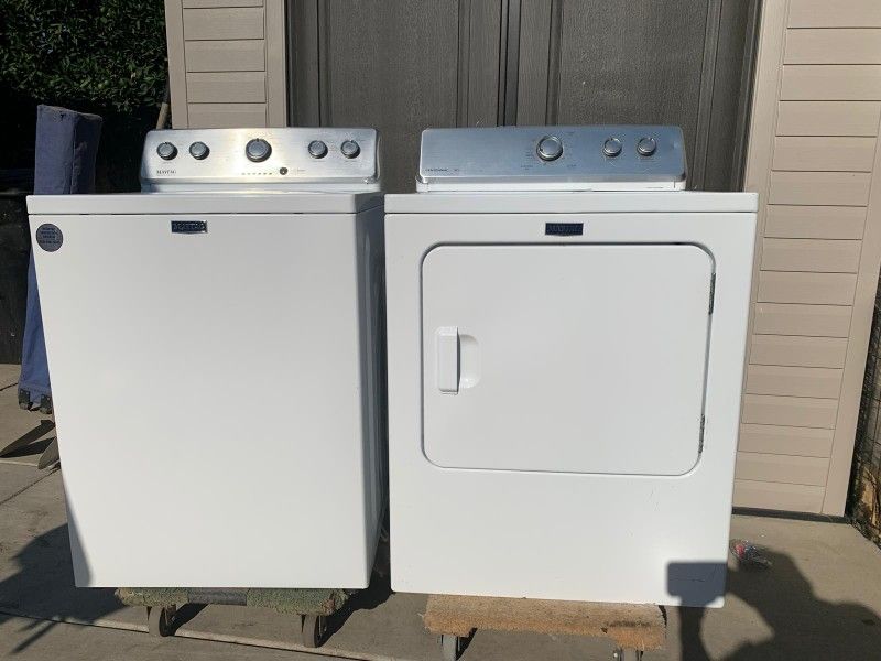 Maytag Elctric washer and electric dryeraytag