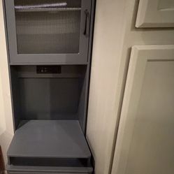 Vanity Desk $100 (Price Negotiable) PICK UP ONLY