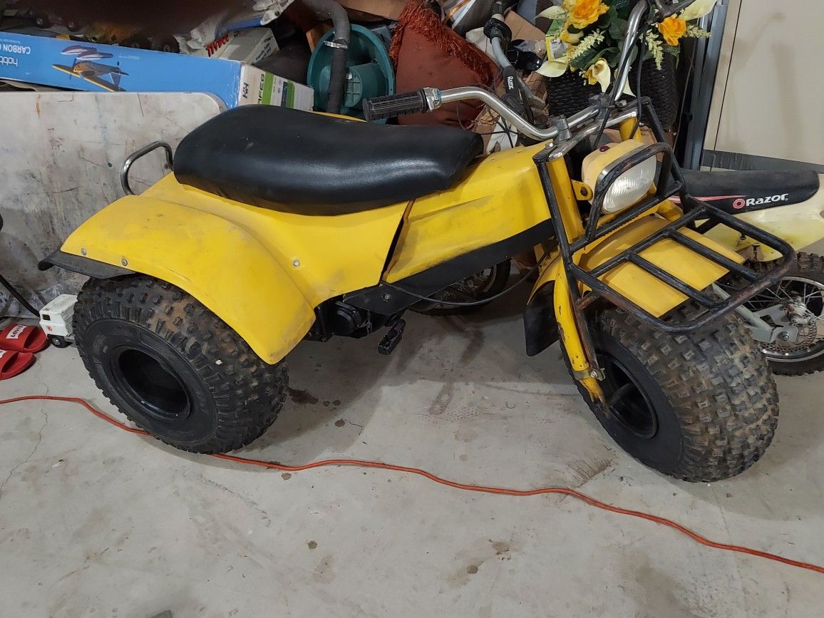 1984 Yamaha tri-moto 1984 yamaha tri-moto