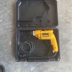 Dewalt D21008 3/8” VSR Drill With Case 120v