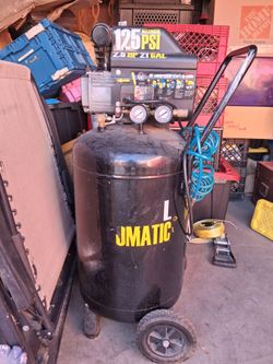 125 gallon air compressor