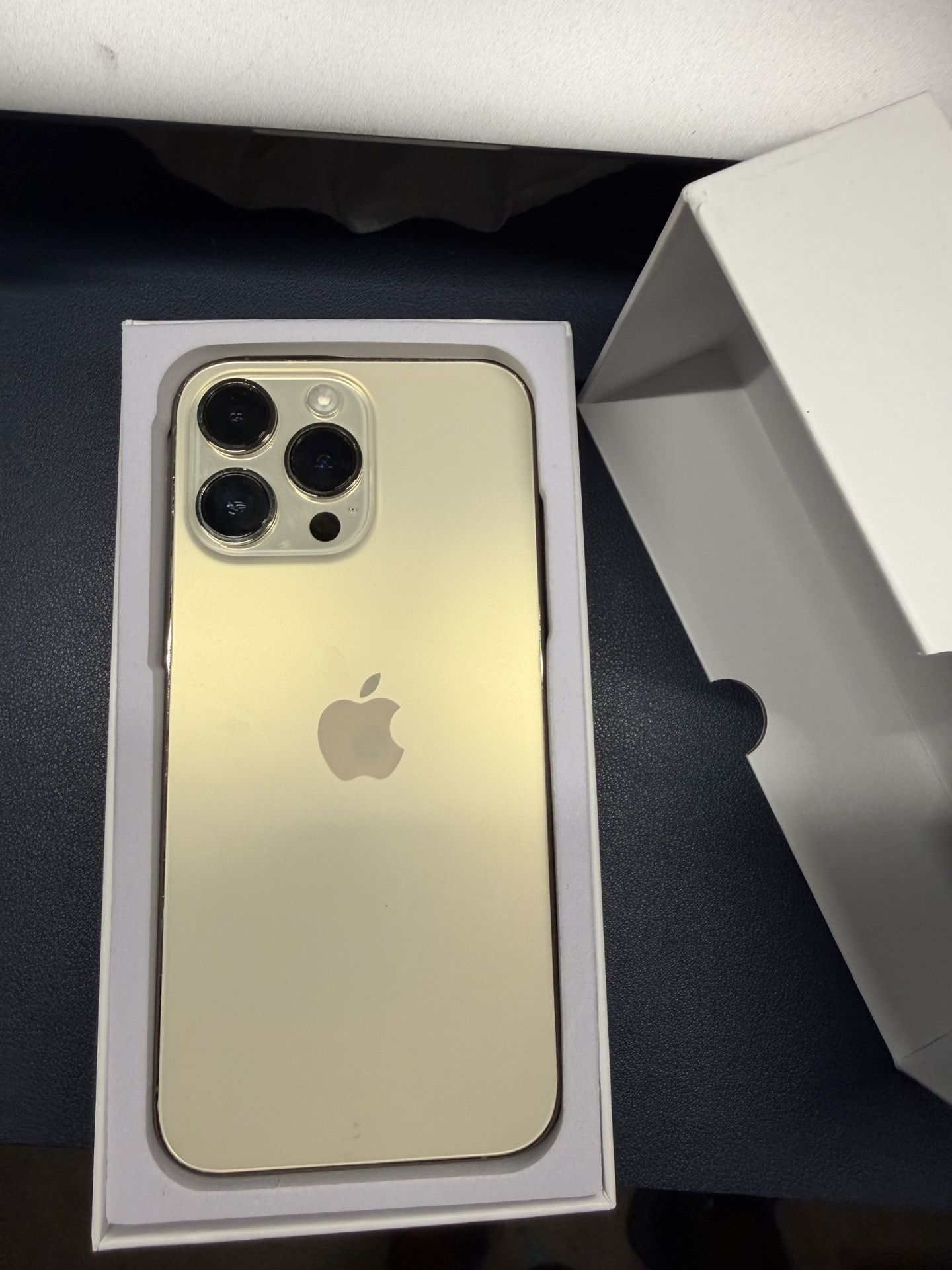 iPhone 14 Pro Max 256GB ゴールドIphone 14 Pro Max 256GB Gold Unlocked