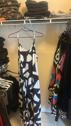 Women’s XL Black and White Dress