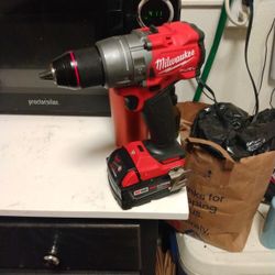 Milwaukee M18 Hammer Drill One Battery XC5.0