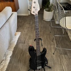 Squier Fender Precision Bass P-Bass