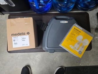 NEW Medela Symphony Breast Pump Set - Unopened Box w/ Hard Case & Accessories