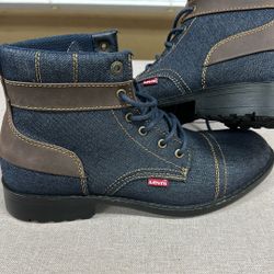 Mens Shoes “Levis”