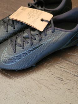 Men's Nike Soccer Clits 