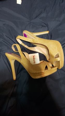 New Jessica Simpson heels 8.5