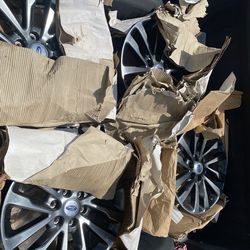 4) Ford 22” Rims