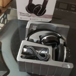 Nakamichi Wireless Headphones 🎧 New In Box.  $30. Pickup In Oakdale 
