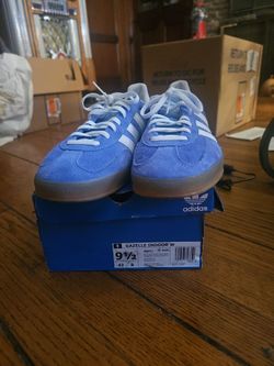 9 1/2 Adidas gazelle special addition