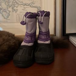 Toddler Size 9 Snow Boots