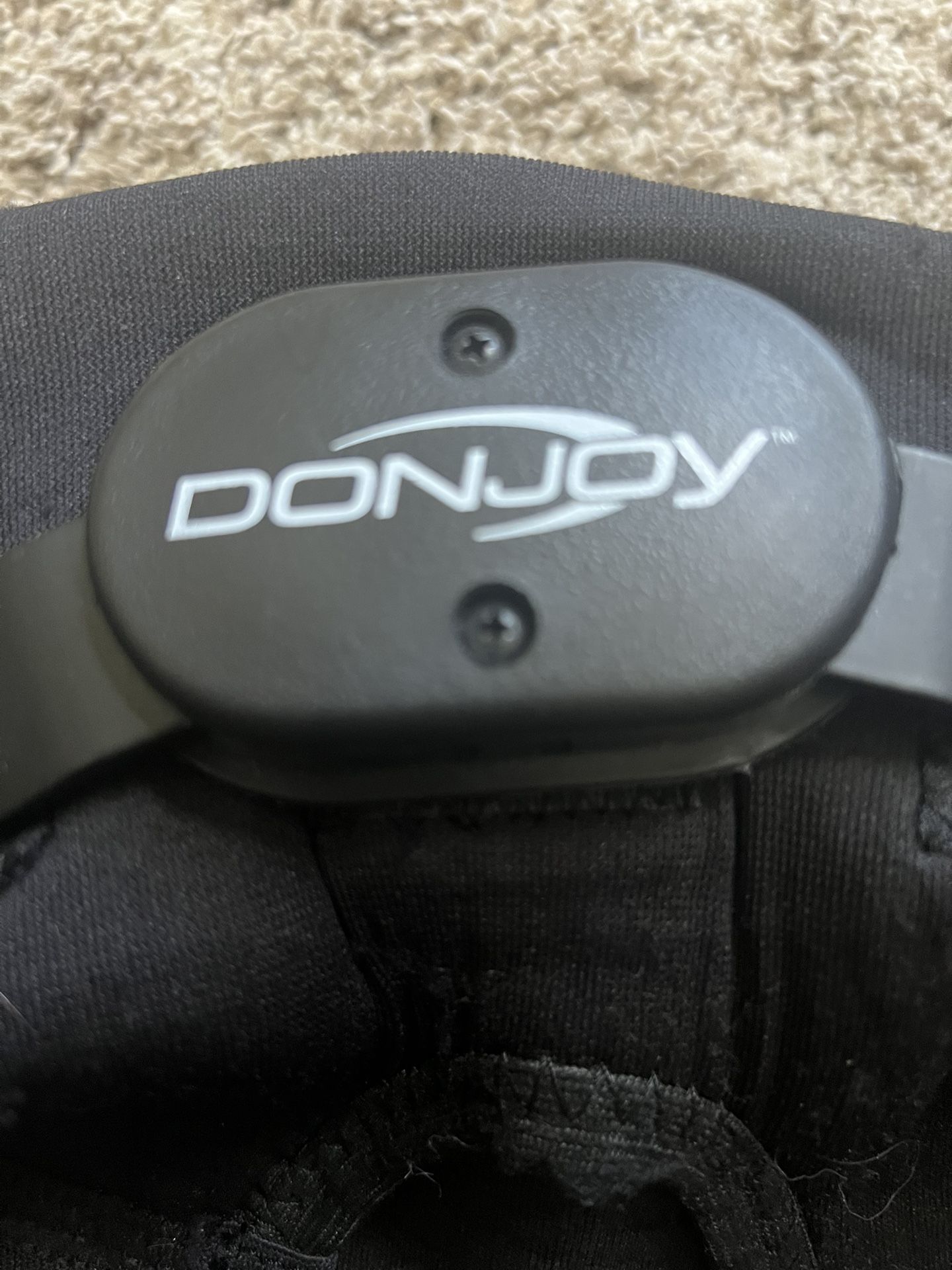 DonJoy Knee Brace-Large
