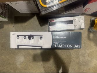 Hampton Bay 4 light vanity fixture