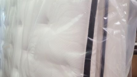Pillow Top Queen Mattress $50 Down