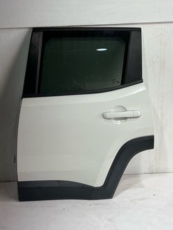 (6184) 15-22 Jeep Renegade Left Rear Door 2015 2016 2017 2018 2019 2020 2021 2022