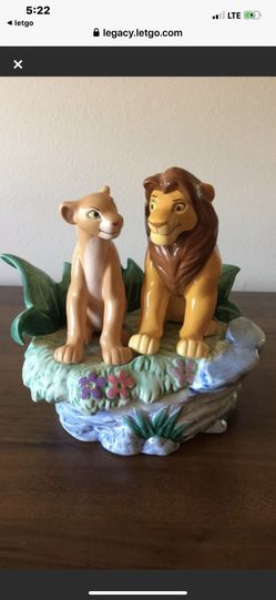 Disney’s “1994” Lion King ceramic musical figurine