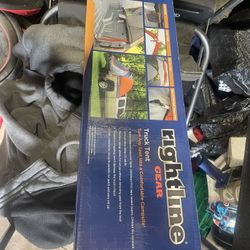 Right line Gear Truck Tent