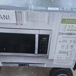 VISSANI MICROWAVE 1.7 CU FT
