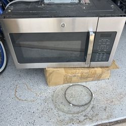 GE Microwave.  With wall mount Model JVM6175SK1SS