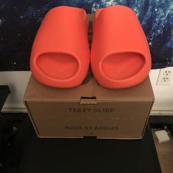 Yeezy Slide Enflame