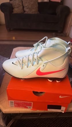 Nike cleats size 5Y