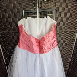 A Size 18 80s Style Prom Dress