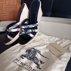 Original BURBERRY wedges Size 8