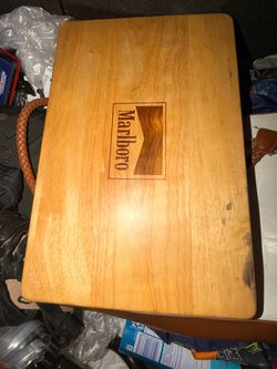 Vintage Marlboro Wooden Poker Chip Set with Playing Cards In Wooden Box