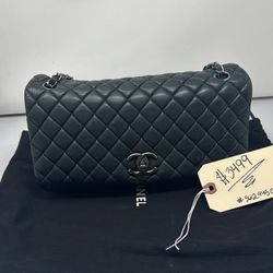 Black Luxurious  Purse 