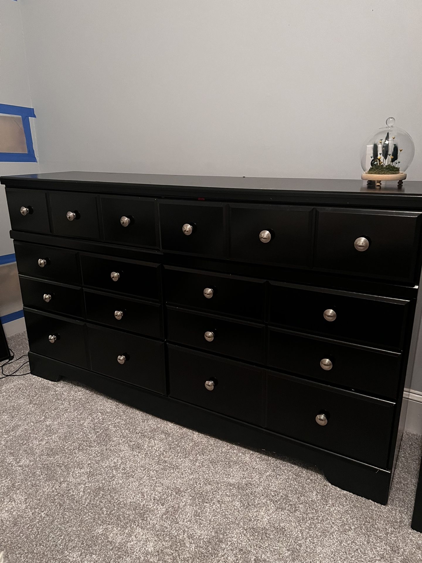 Black Dressers