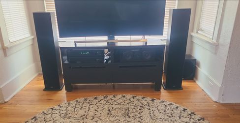 POLK AUDIO t50 Tower Speakers