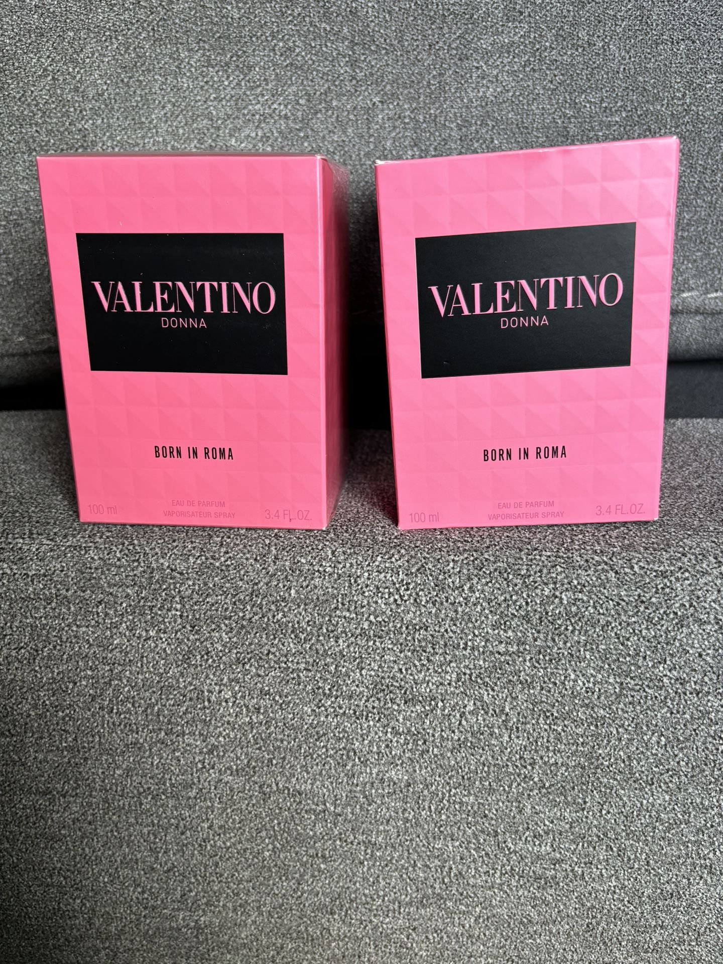 Valentino Born In Roma Pink