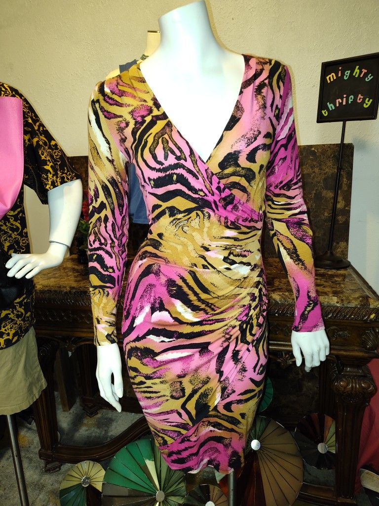 Cache Pink Design