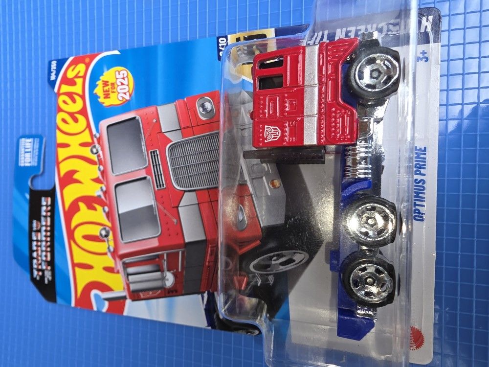 New Hot Wheels Transformers Optimus Prime