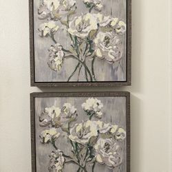 2 flower wall decor picture