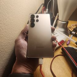 Samsung Galaxy  S25 Ultra 