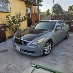 2010 Infiniti G37
