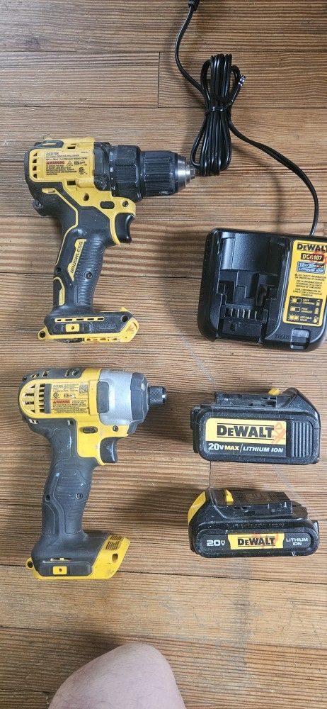DeWalt Drill 