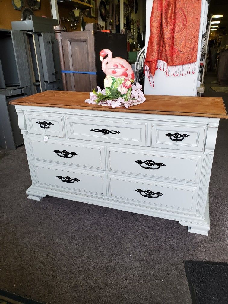 Nice Real Wood Farmhouse Dresser Works Perfectly 