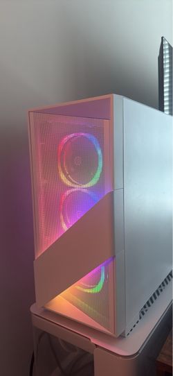 HIGH END PC / Ryzen 7 7800x3d / 4070 Super / 32 DDR5 / 2TB NVME SSD