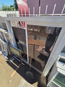 Sliding door
