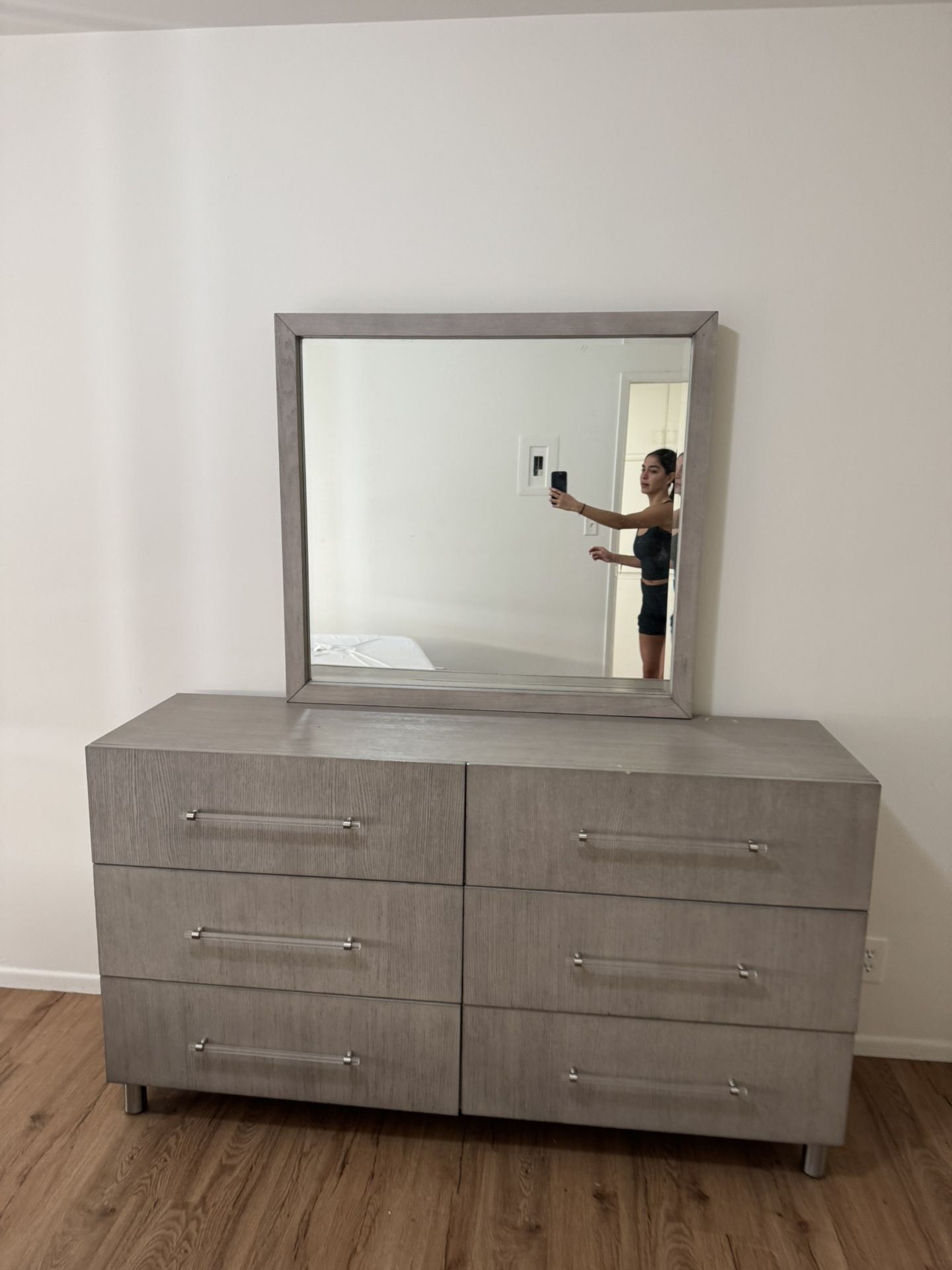 Dresser For Sale $100 In Sawtelle