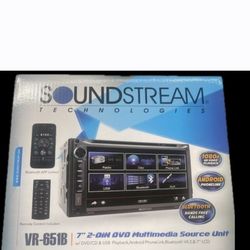New Soundstream Double Din Bluetooth Cd DVD 
