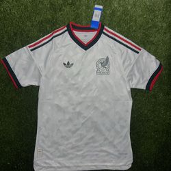 Mexico World Cup away jersey