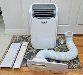 BLACK+DECKER 14,000 BTU Portable Air Conditioner (Cools up to 700 sq ft)