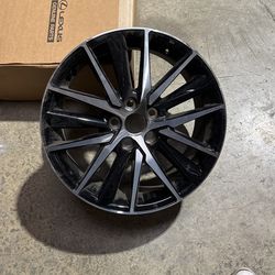 19 Inch 3 Wheels Toyota Camry