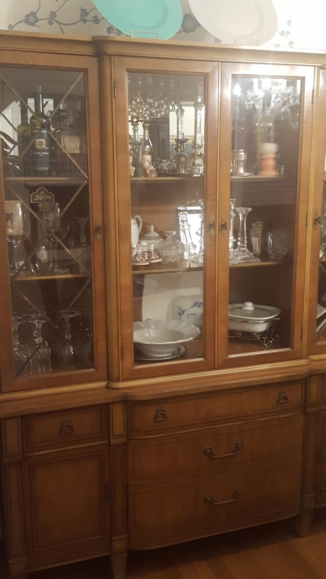 China cabinet
