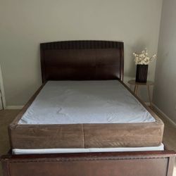 American Signature Bed Set &dresser 